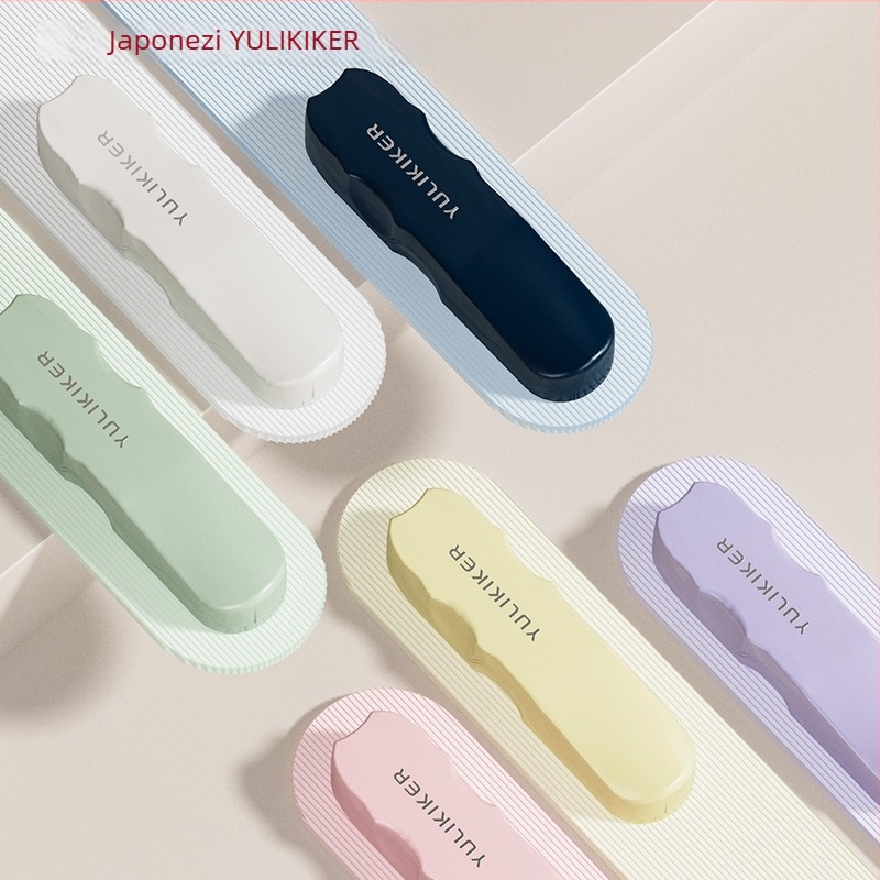 Cutie pentru medicamente cu secționator de pastile și distribuator | Model M5673 | Material: ABS și oțel inoxidabil 420 | Capacitate 0,005 L | Portabilă cu capac