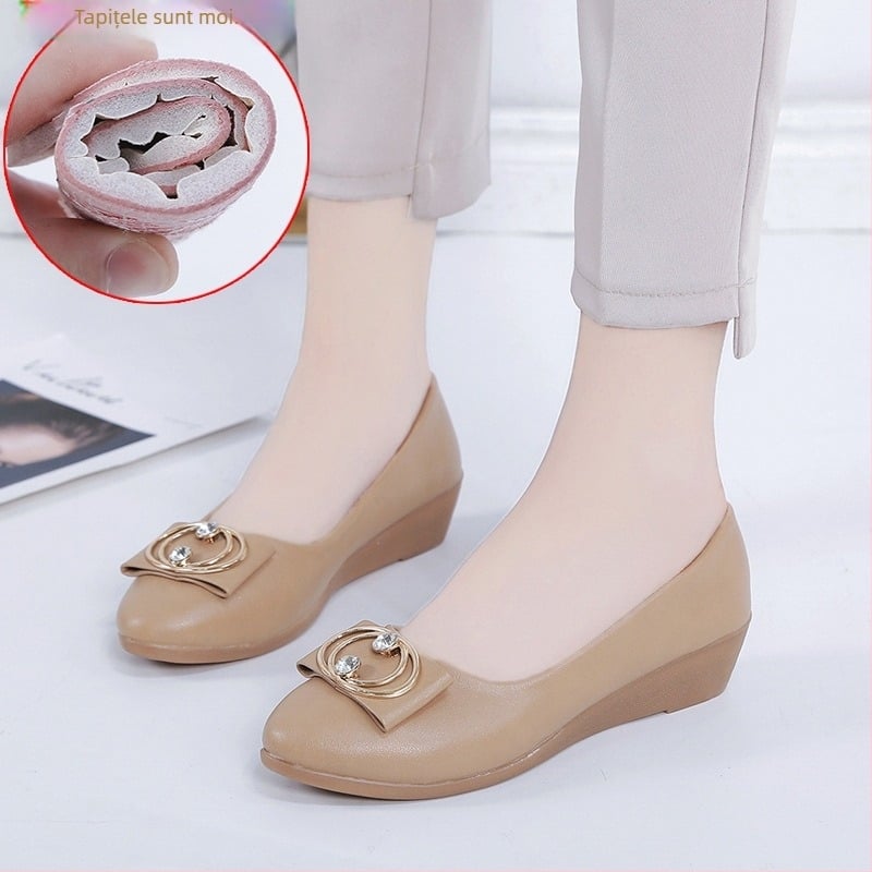 Loafers dama cu toc wedge, din PU moale, vârf rotund, deschidere joasă, talpă din cauciuc