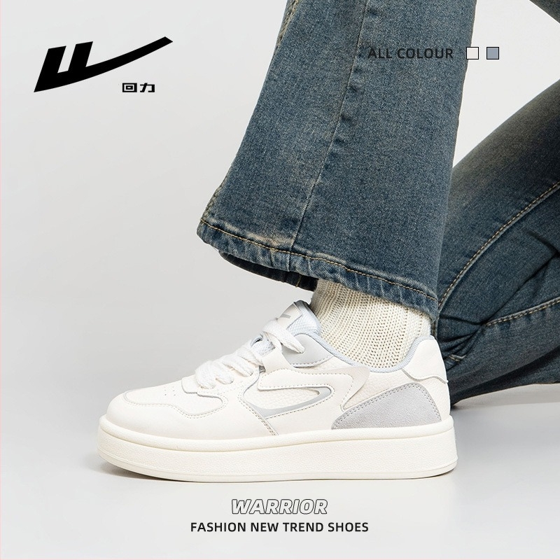 Adidași dama Warrior cu design pe panouri, partea superioară din piele sintetică, talpă din cauciuc, închidere cu șireturi, căptușeală interioară din textile