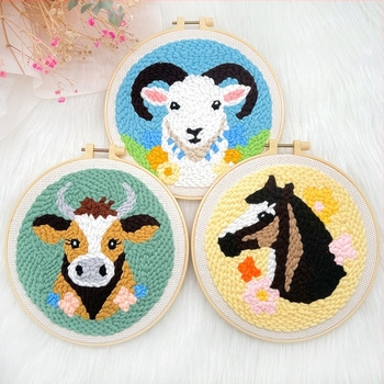 Kit de broderie pe pânză cu motive animale de desene animate — kit de cross-stitch, alt tip de broderie, stil modern minimalist