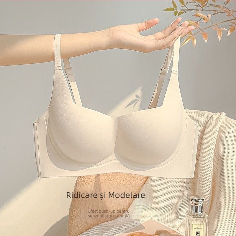 Sutien din nylon, cupă 3/4, cupă turnată cu partea superioară subțire și partea inferioară mai groasă, bretele fixe în dublu, închidere cu patru rânduri de cârlige la spate