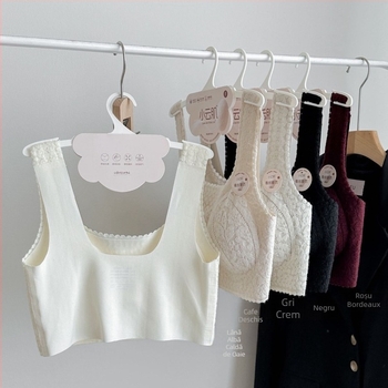 Bustier dantelat cu spate frumos, decolteu pătrat, cupe fixate, cupe turnate subțiri cu căptușeală din bumbac