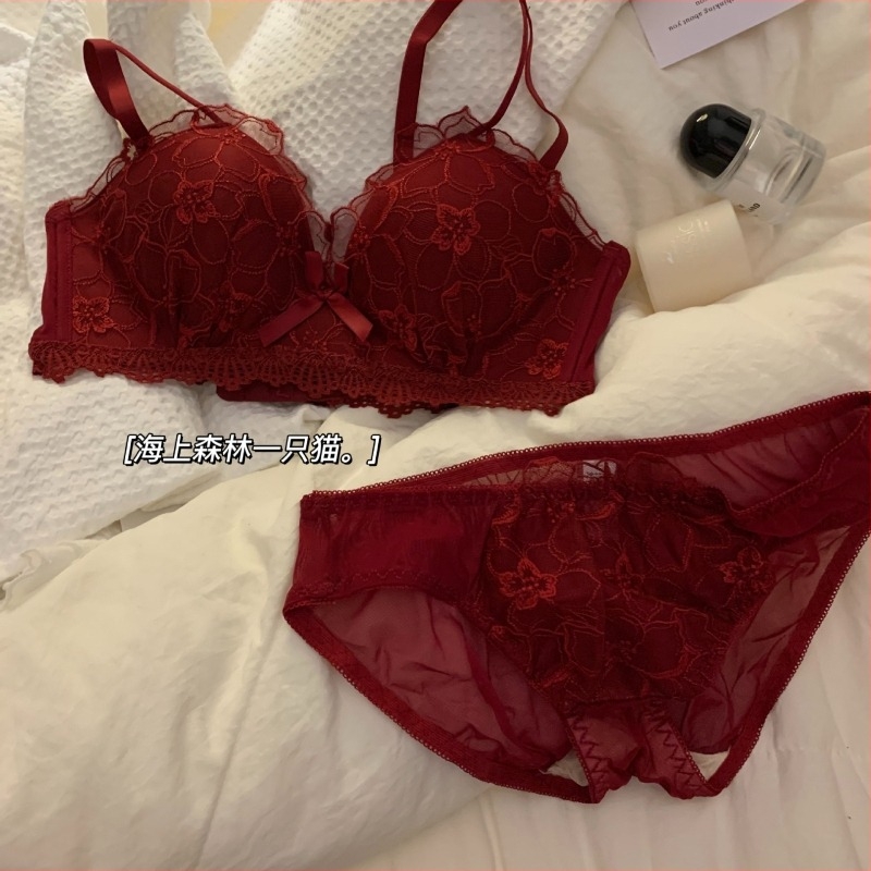 Set de sutiene pentru femei - suport moale, stil Guofeng vintage, cupa 3/4, cupe modelate cu partea superioară subțire și partea inferioară groasă, bretele fixe, închidere spate cu trei rânduri