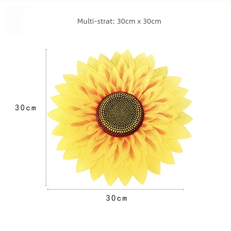 Prop de dans cu floare de soare ținută în mână — floare de satin, varietate floare de soare; pentru nunți, exterior, recuzită foto, decor acasă