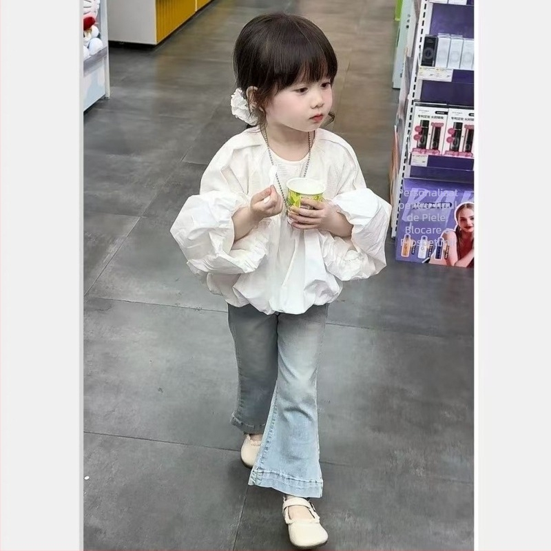 Set din două piese pentru fetițe: bluză cu mâneci bufante și blugi din denim, 80% bumbac, primăvară-toamnă