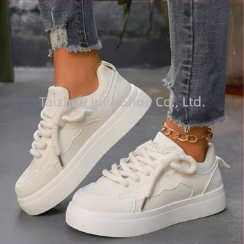 Sneakers unisex cu imprimeu craniu – talie joasă, partea superioară din Super Fiber, talpă din cauciuc