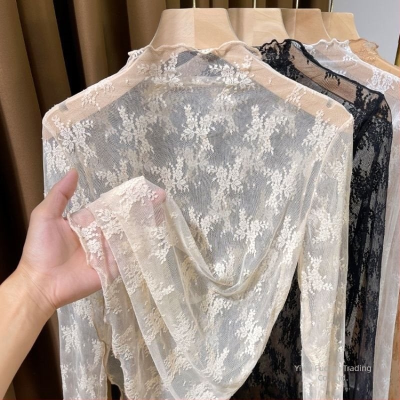 Top din dantelă pentru bază, cu guler semi-înalt, mâneci tip prințesă, mâneci scurte, țesătură din amestec poliester-elastan