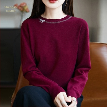 Pulover tricotat pentru femei cu cristale – model 3D, glugă, guler rotund, mâneci lungi, croială regulată