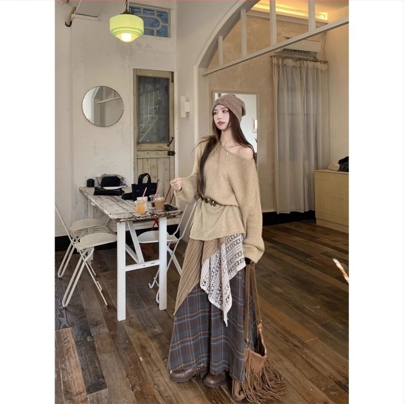 Set costum fustă cu fustă asimetrică și top tricotat, detalii de îmbinare (splicing), poliester, toamnă 2025