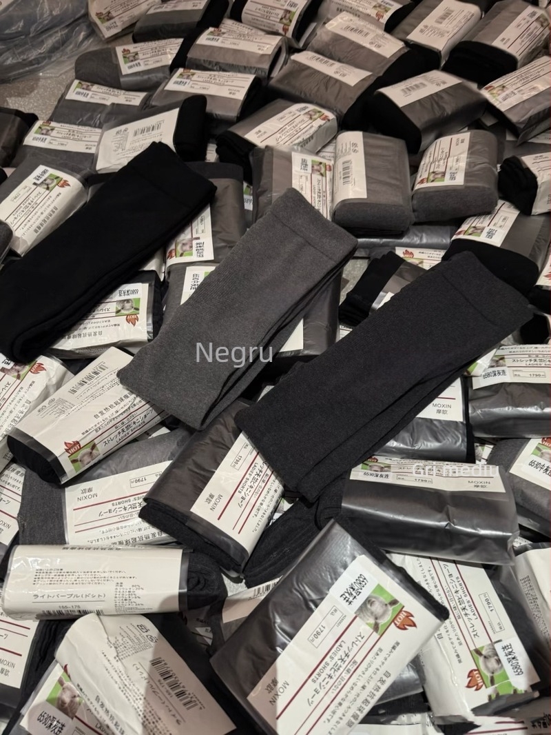 Colanți pentru femei din bumbac, 50-70% bumbac în compoziție, grosime medie, culoare solidă, cu picioare, funcție de modelare