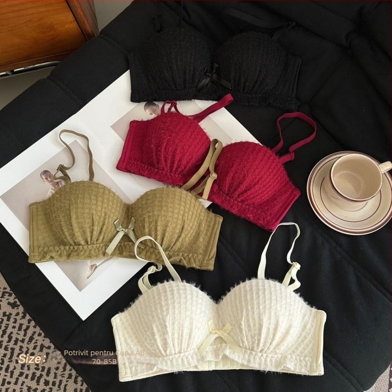 Set sutien cu cupă 1/2, material nylon, bretele detașabile cu dublu suport, trei rânduri de catarame la spate, funcții de strângere și ridicare a sânilor