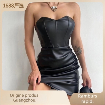 Rochie din poliester cu top tubular, decolteu în V, fără mâneci, lungime scurtă, siluetă hip-suknia