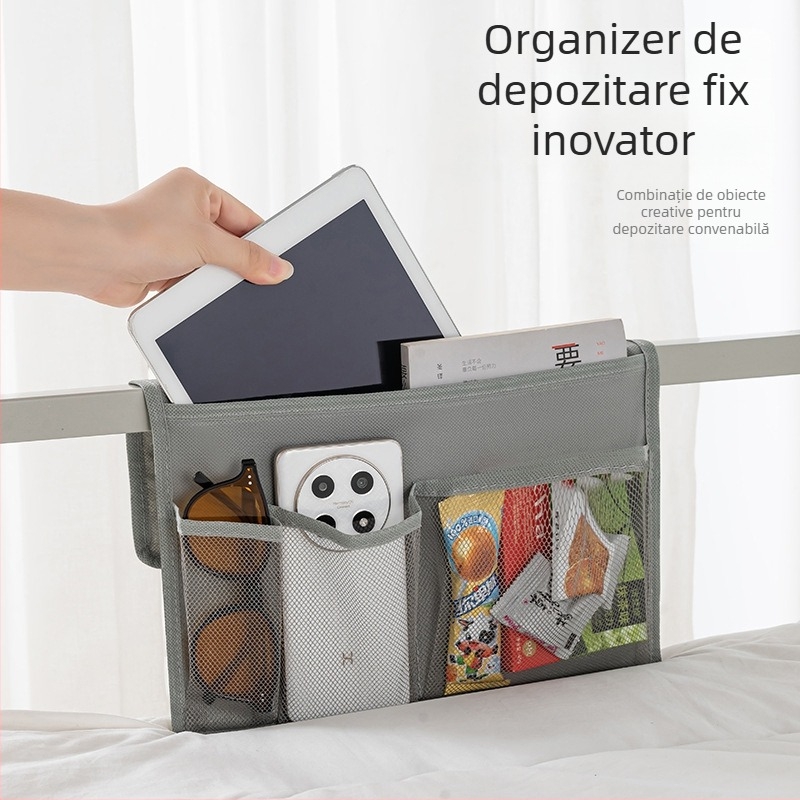 Organizator textil suspendat, formă cubică, material nețesut, respirabil, pentru uz interior în cămin, stil modern minimalist.