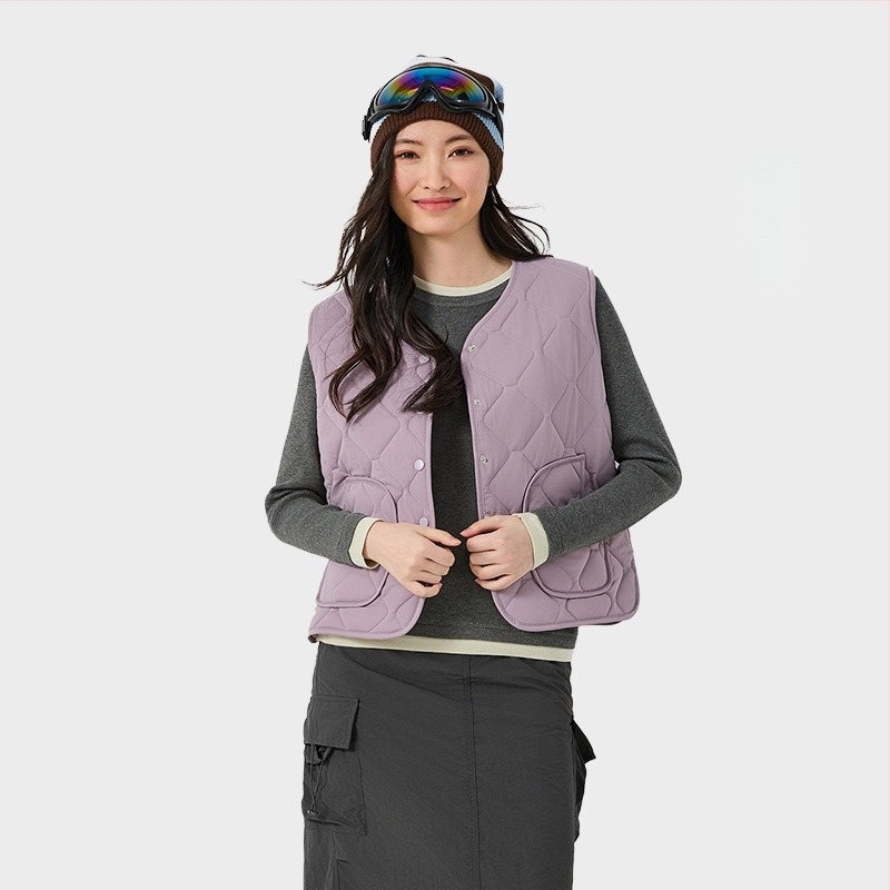 Vesta din nylon cu umplutură de poliester – decolteu în V, culoare solidă, lungime normală, închidere cu nasturi pe un rând