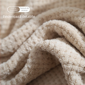 Prosop din coral fleece – moale, absorbant pentru față și baie, finisaj îngroșat; 50–80 g; 40 fire; broderie, cusături, imprimare