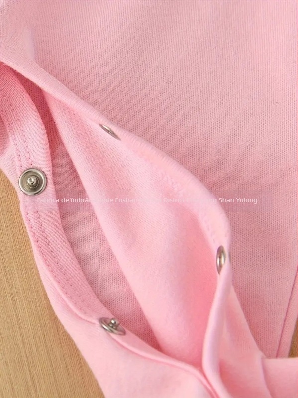 Rompers pentru nou-născuți cu inimă și coroană, țesătură tricot poliester 95%, mâneci lungi, închidere frontală cu nasturi, potrivit primăvară-toamnă, pentru vârsta 0–1 ani