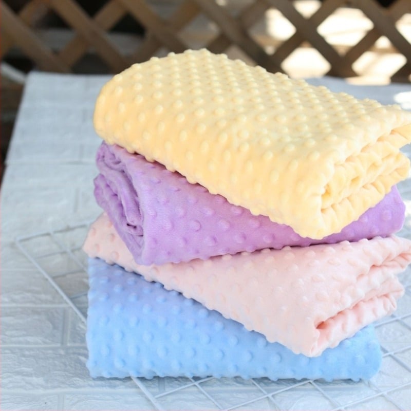 Pătură pentru bebeluți - Fibre chimice, 300–500 g, pentru nou-născuți până la 6 ani, toate anotimpurile, stil modern minimalist